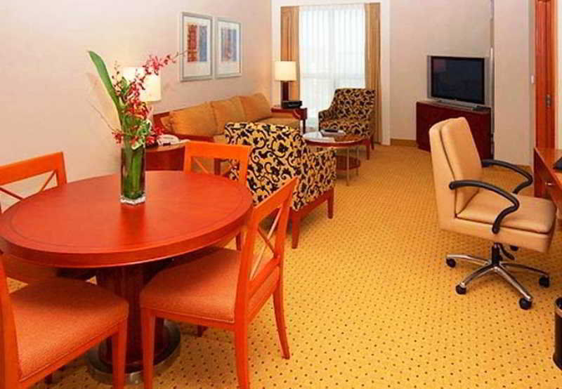 San Diego Marriott Gaslamp Quarter Стая снимка